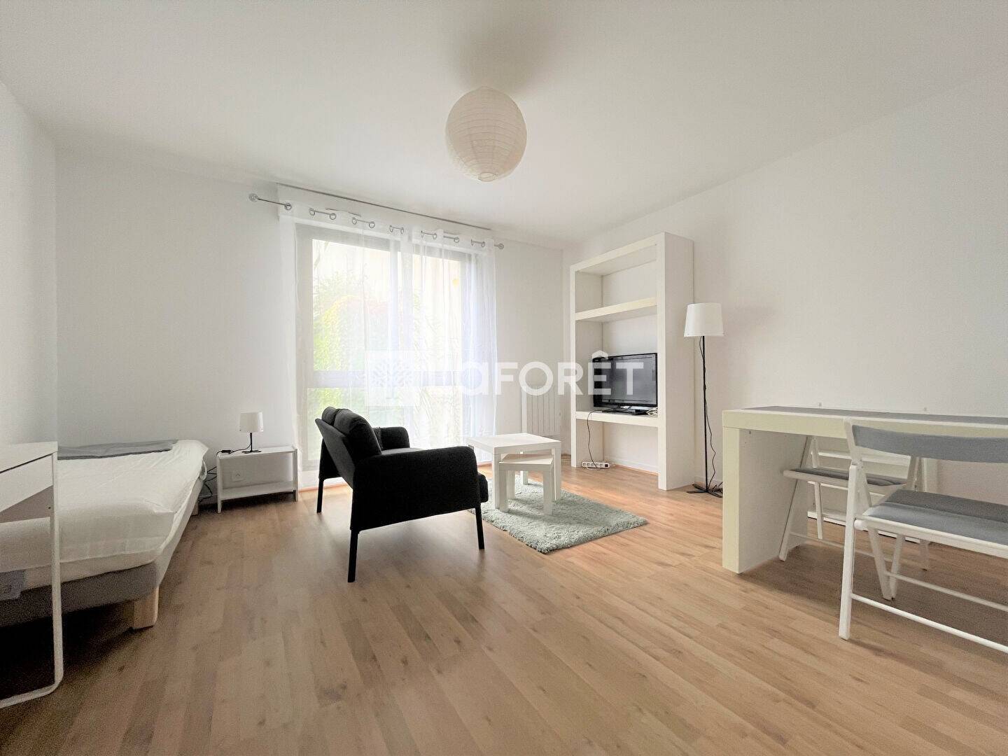 Maison à louer, 27m², SEVRES