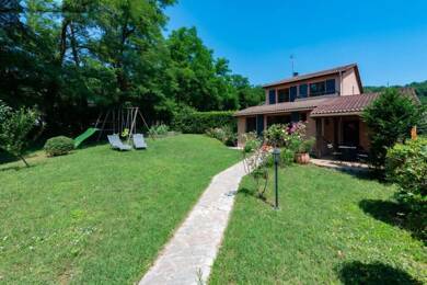 Maison à vendre 499 000 € 5 pièces 3 chambres 132 m² 723 m² de terrain Beynost 01700