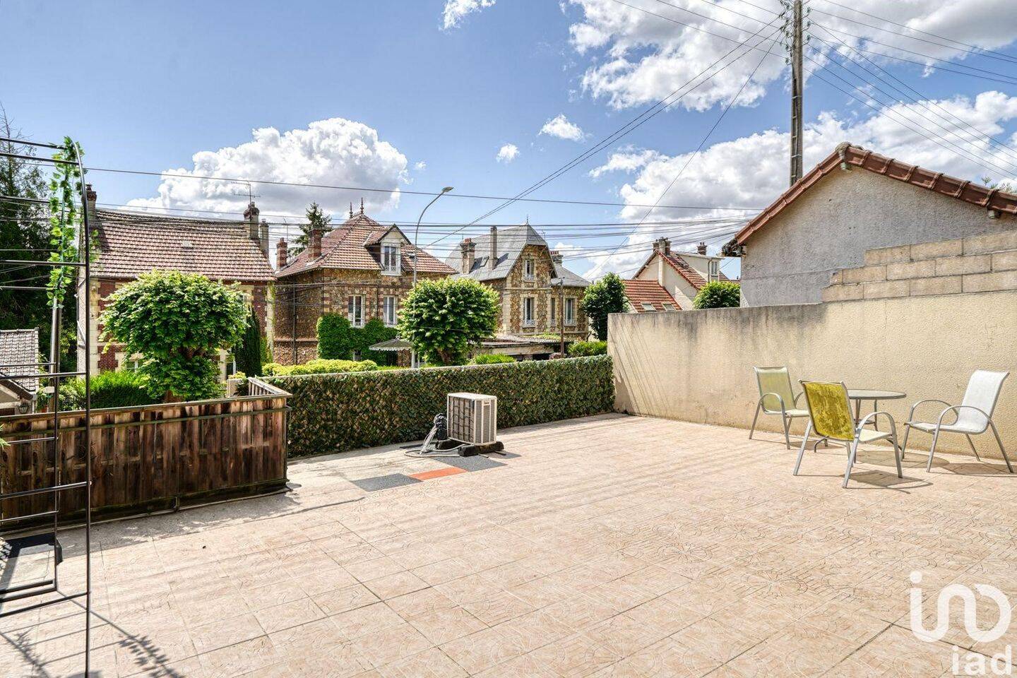 Maison à vendre, 100m², JUZIERS