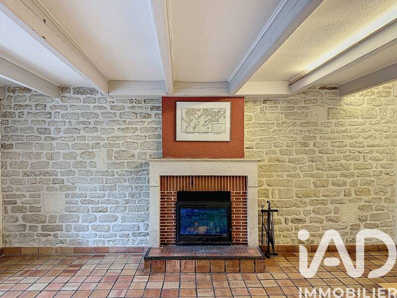 Maison à vendre, 188m², SAINT JEAN DE LIVERSAY