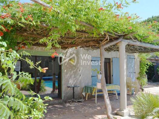 Villa à vendre 596 500 € 6 pièces 3 chambres 197 m² 1 993 m² de terrain Aureille 13930
