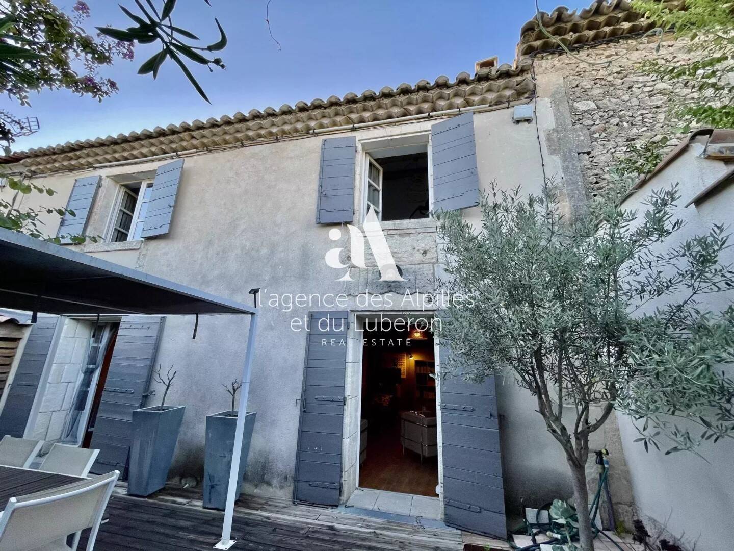 Maison à vendre, 100m², MOURIES
