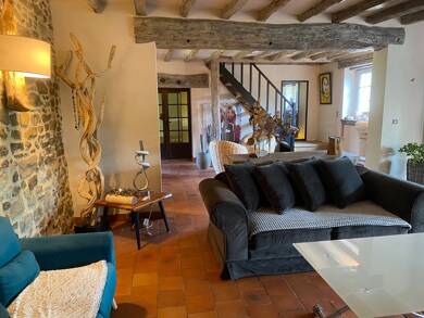 Maison à vendre 292 000 € 6 pièces 3 chambres 250 m² 1 198 m² de terrain Voivres-Lès-le-Mans 72210