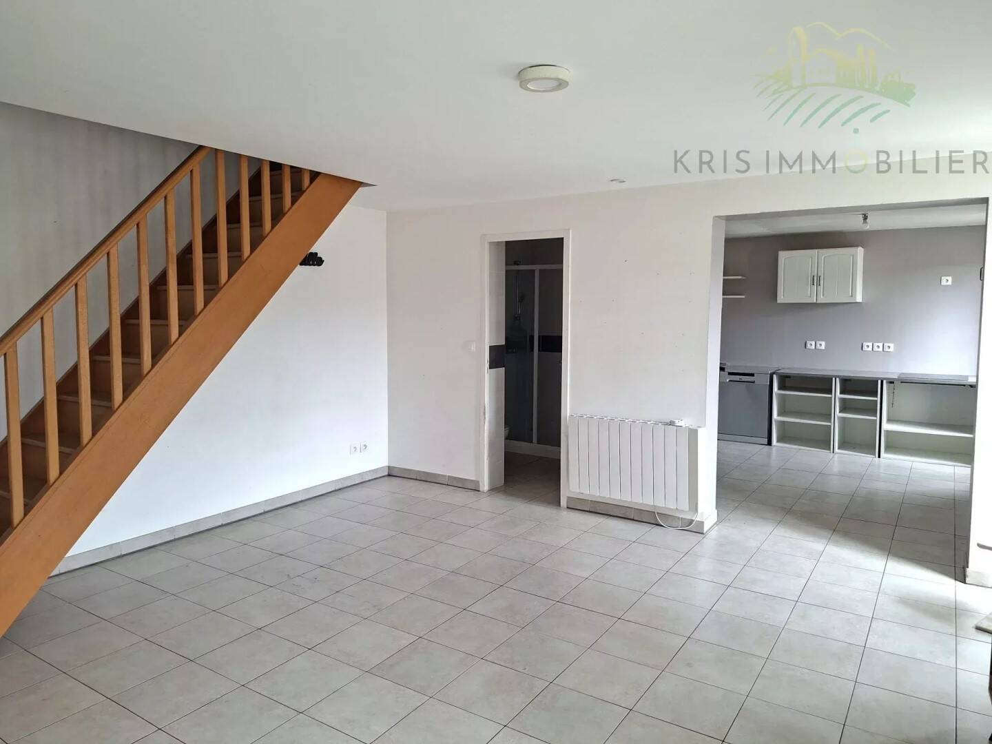 Maison à louer, 96m², MONTREUIL AUX LIONS