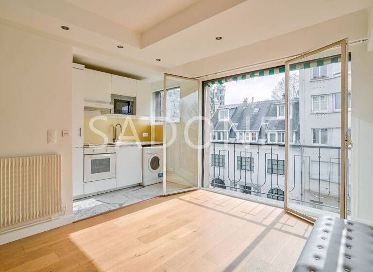 Appartement à louer 1 450 € 2 pièces 1<br/>chambre 30 m²<br/>superficie 3ème<br/>étage Ile de la Jatte-Parc d'Orléans Neuilly sur Seine 92200