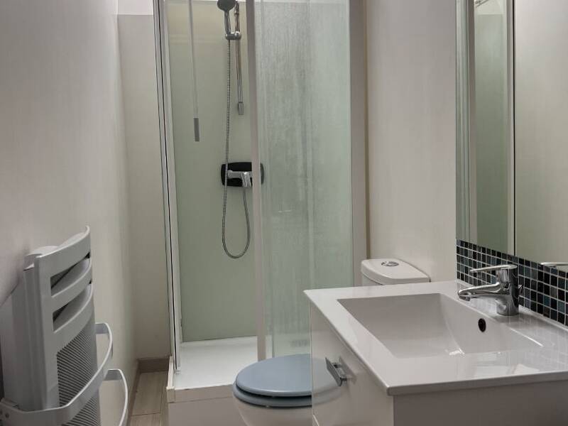 Maison à louer, 25m², NEUVILLE AUX BOIS