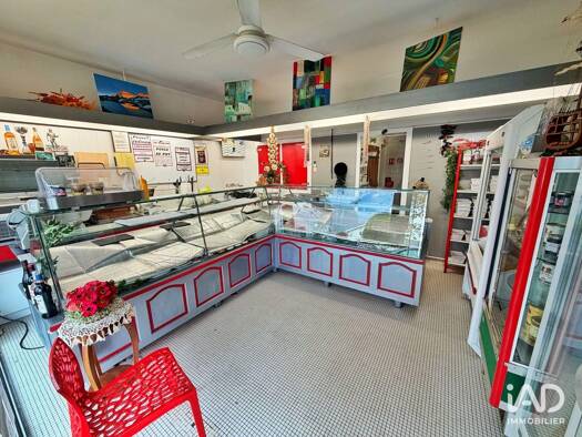 Boutique à vendre 124 000 € 85 m² de surface de vente Le Hameau Pau 64000