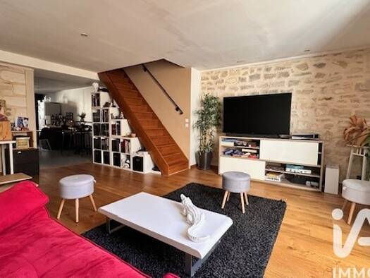 Duplex à vendre 224 000 € 3 pièces 2 chambres 104 m² Étage 1/1 Centre Ville-Mairie Lunel 34400