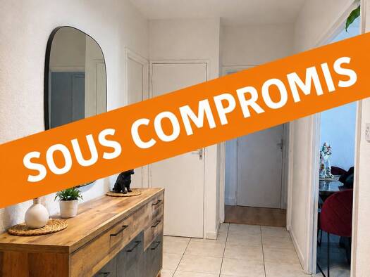Appartement à vendre 98 900 € 5 pièces 3 chambres 85 m² Étage 6/14 Sud Zone Moulins 03000