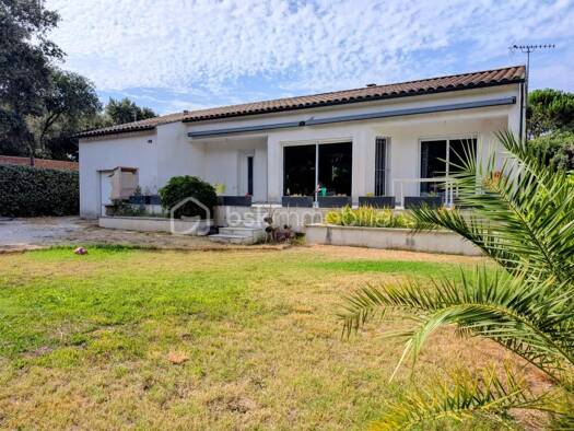 Maison de plain-pied à vendre 350 000 € 4 pièces 3 chambres 110 m² 634 m² de terrain Castillon-du-Gard 30210