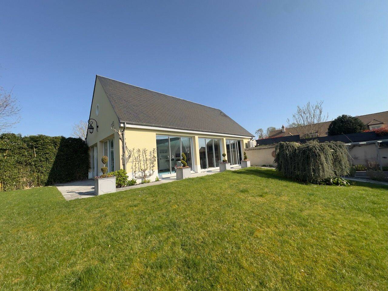 Maison à vendre, 350m², MAGNY LE HONGRE