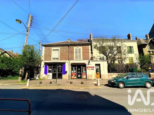 Boutique à vendre 3 840 € 1 pièce 50 m² de surface de vente Rive Droite-Apport Paris Gare Corbeil-Essonnes 91100