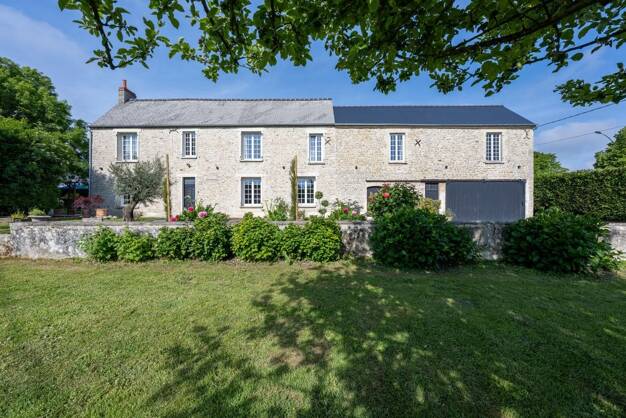 Maison à vendre 599 000 € 6 pièces 5 chambres 200 m² 3 551 m² de terrain Bayeux 14400