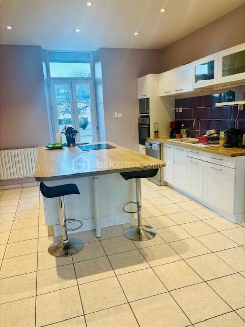 Maison à vendre, 176m², SAINT CLAIR DE LA TOUR