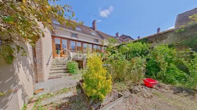 Maison à vendre 148 000 € 5 pièces 4 chambres 121 m² 421 m² de terrain Sens 89100