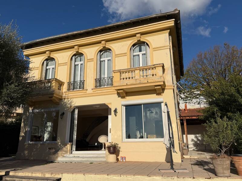 Maison à louer, 136m², NICE