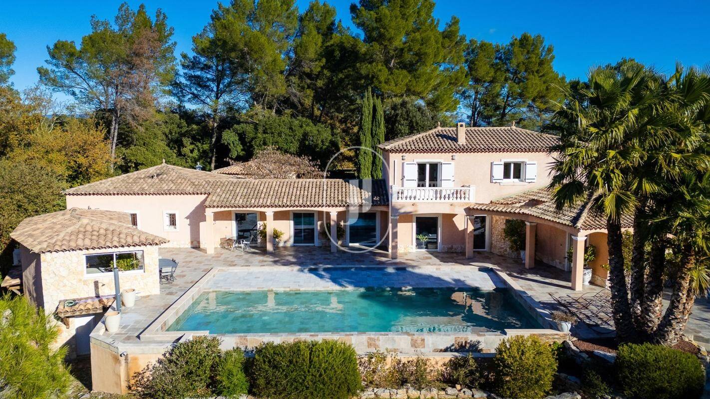 Maison à vendre, 235m², LE THORONET