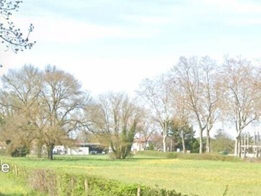 Terrain à vendre 51 880 € 907 m² de terrain Monteils 82300