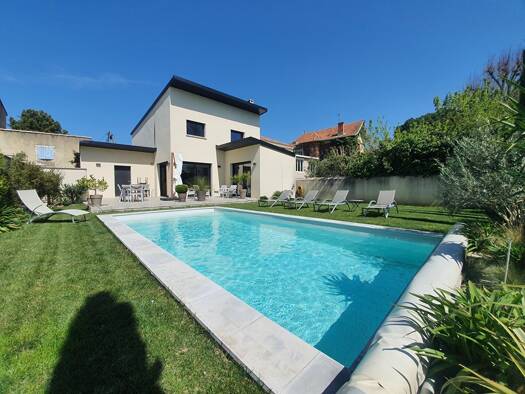 Maison à vendre 498 000 € 5 pièces 4 chambres 138 m² 395 m² de terrain Ville-Basse Montélimar 26200