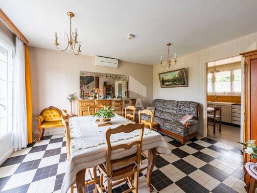 Maison à vendre 239 900 € 5 pièces 4 chambres 89 m² 563 m² de terrain La Ferté-Alais 91590