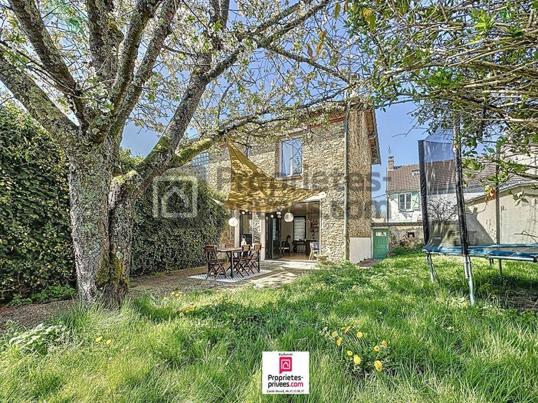 Maison à vendre, 148m², CRECY LA CHAPELLE