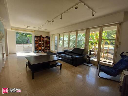 Maison à vendre 187 200 € 6 pièces 4 chambres 160 m² 900 m² de terrain Bessines 79000