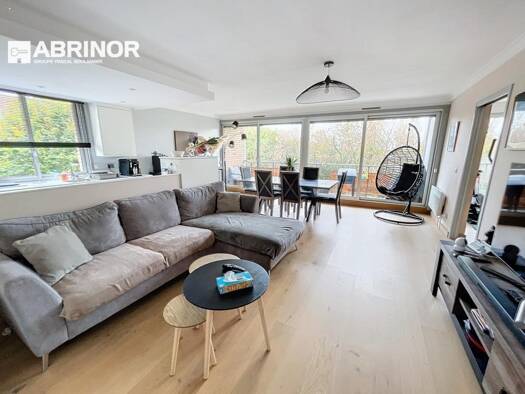 Appartement à vendre 230 000 € 4 pièces 3 chambres 92 m² Étage 2/7 Petit Ronchin Ronchin 59790