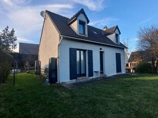 Maison à vendre 314 500 € 5 pièces 3 chambres 80 m² 740 m² de terrain Maule 78580