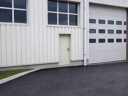 Local d'activités à vendre 264 000 € 264 m² d'espace de stockage Saran 45770