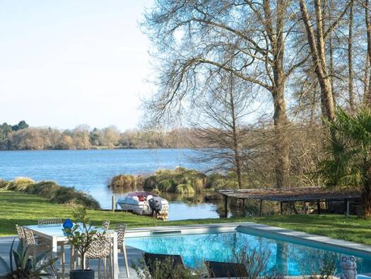 Maison à vendre 1 280 000 € 8 pièces 5 chambres 200 m² 2 225 m² de terrain Nord Sucé-sur-Erdre 44240