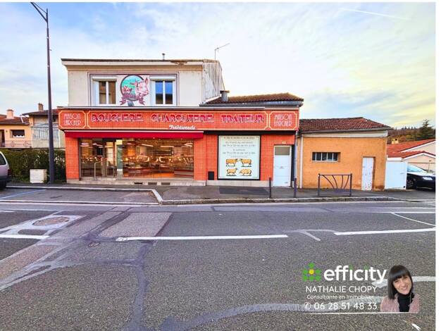 Local commercial à vendre 218 000 € 215 m² de surface de vente Centre Ouest Unieux 42240