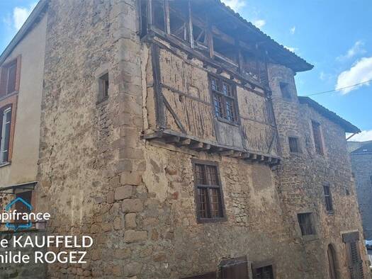 Maison à vendre 15 000 € 5 pièces 4 chambres 120 m² 83 m² de terrain Olliergues 63880