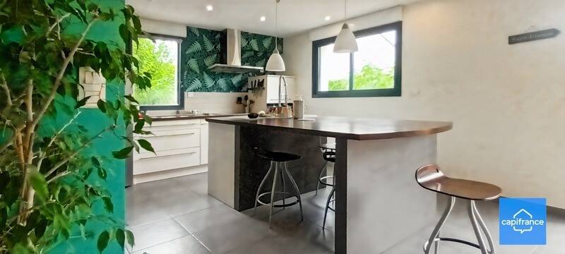 Maison à vendre, 169m², L'HUISSERIE