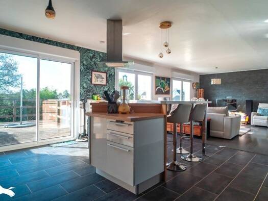 Maison à vendre 224 000 € 5 pièces 3 chambres 125 m² 958 m² de terrain Sud Scaër 29390