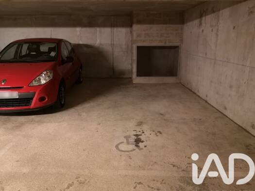 Parking à vendre 11 500 € 19,81 m² Les Louvrais Pontoise 95300