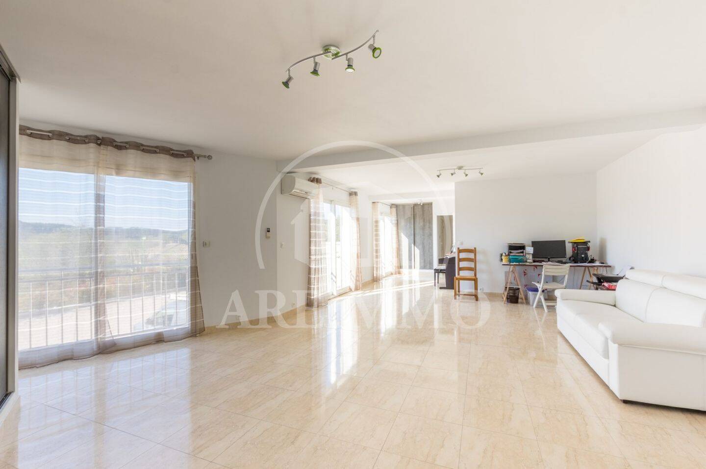 Maison à vendre, 160m², SAINT MARTIN DE LONDRES