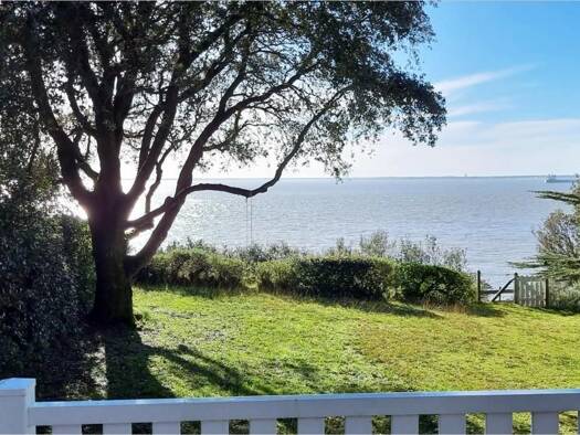 Maison à vendre 609 000 € 4 pièces 3 chambres 56 m² Meschers-sur-Gironde 17132