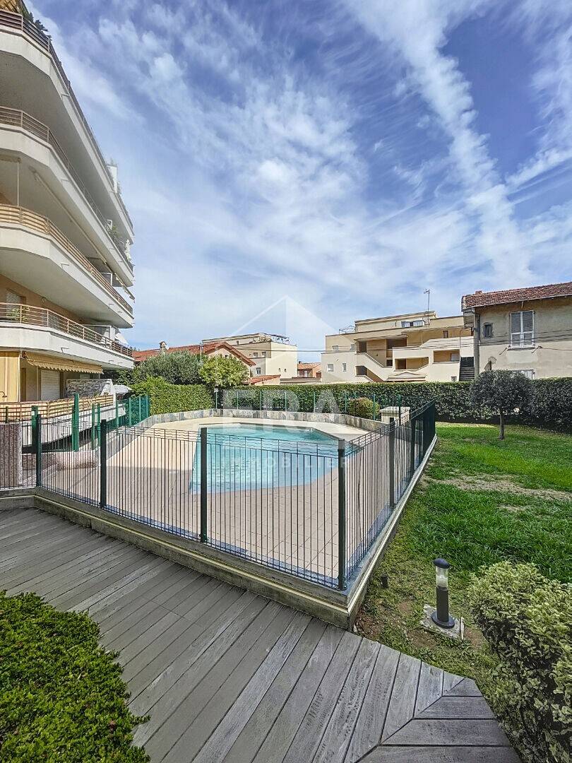 Maison à louer, 26m², CAGNES SUR MER