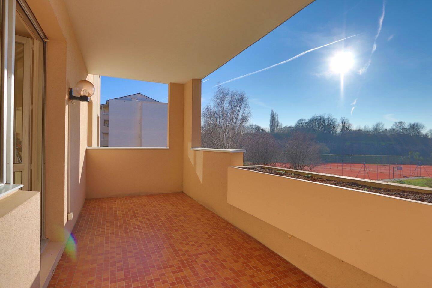 Maison à louer, 102m², SAINTE FOY LES LYON