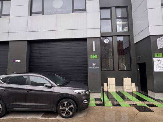 Loft à louer 2 922 € 1 pièce 198 m² RDC/1 Communes Romainville 93230