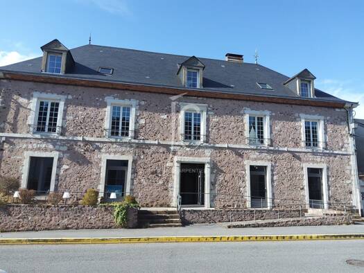 Maison à vendre 680 000 € 19 pièces 10 chambres 452 m² Thiron-Gardais 28480