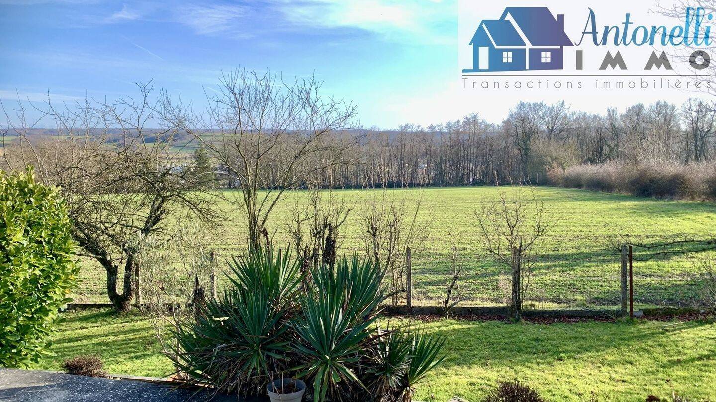 Maison à vendre, 105m², SAINT JEAN DE BOURNAY