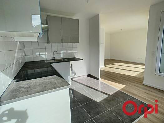 Appartement à louer 1 258 € 2 pièces 1 chambre 49,2 m² 3ème étage Houssières Châtenay-Malabry 92290