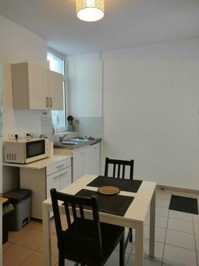 Appartement à louer 415 € 2 pièces 1 chambre 24 m² Faubourg d'Isle-Neuville Saint-Quentin 02100