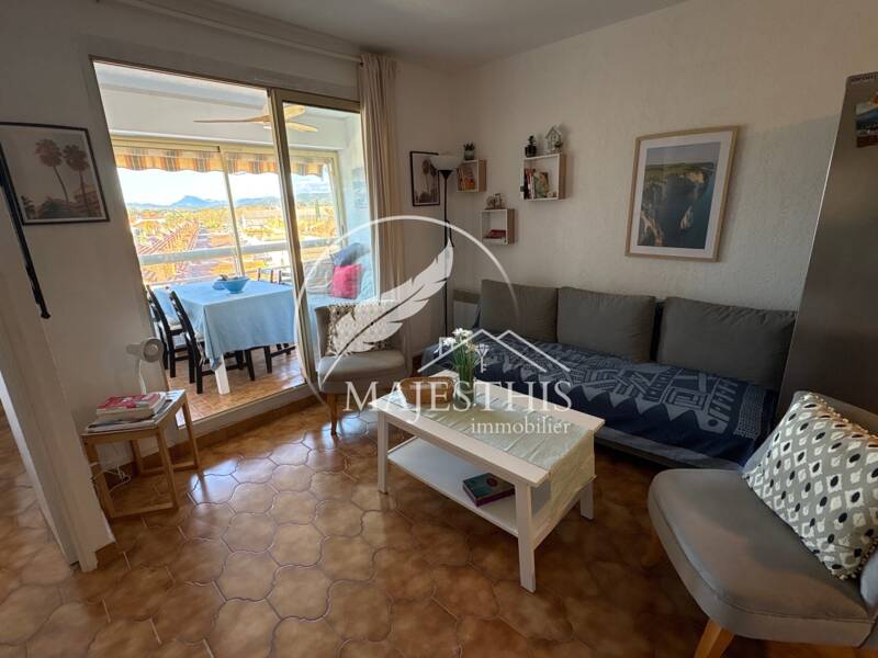 Maison à louer, 34m², LA LONDE LES MAURES