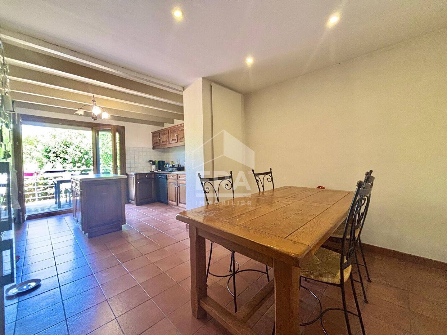 Maison à vendre, 202m², COMBS LA VILLE