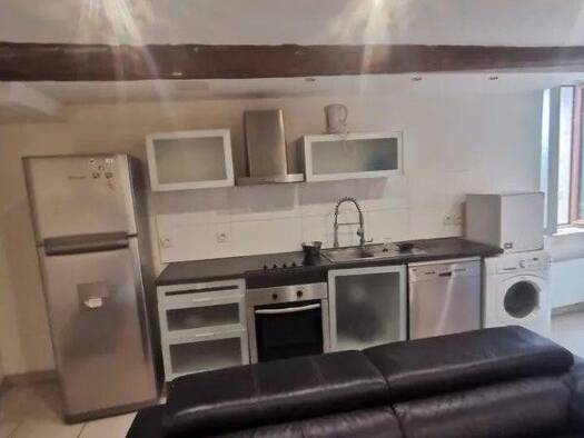 Appartement à louer - logement étudiant 880 € 2 pièces 1 chambre 50 m² RDC Neuville-sur-Saône 69250