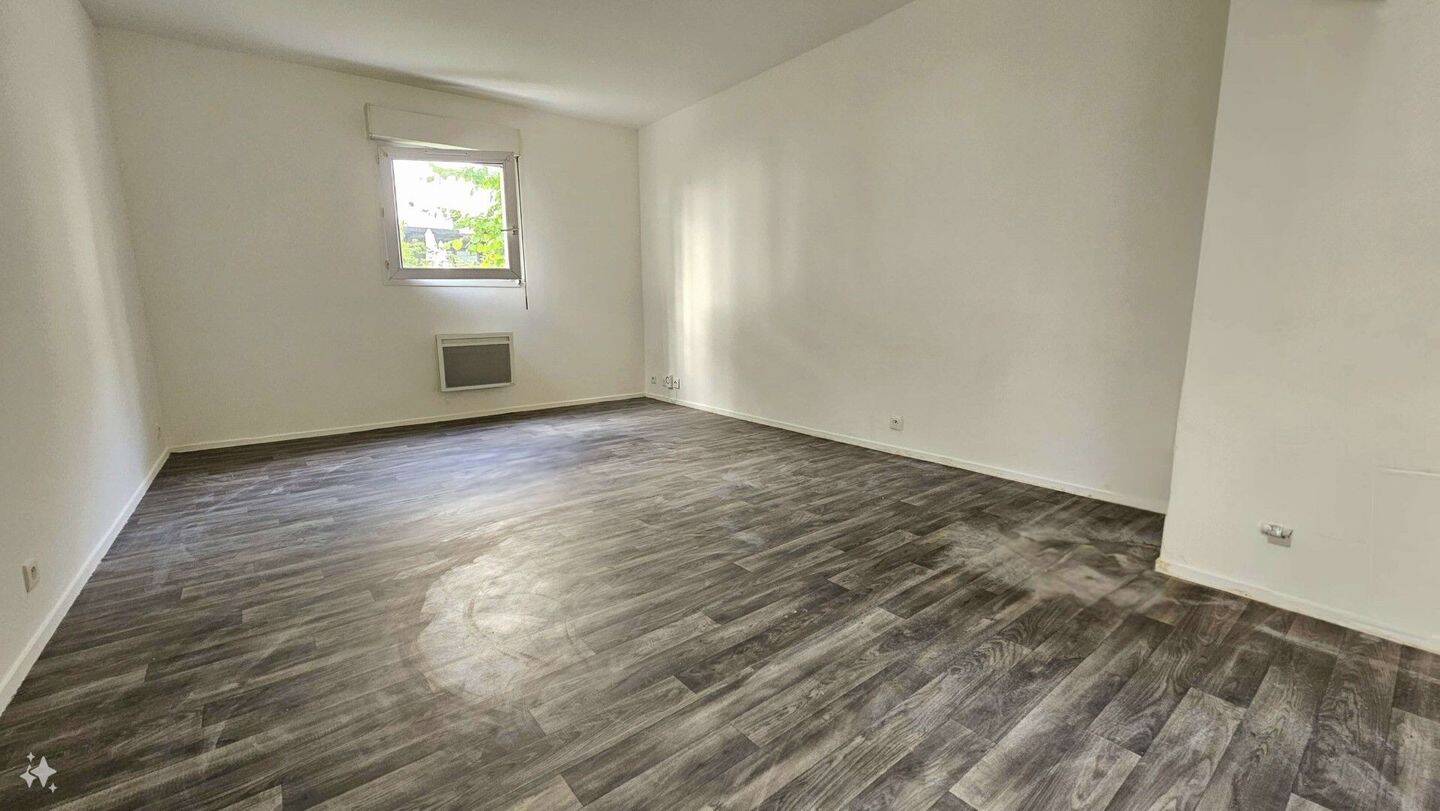 Maison à louer, 41m², COURBEVOIE