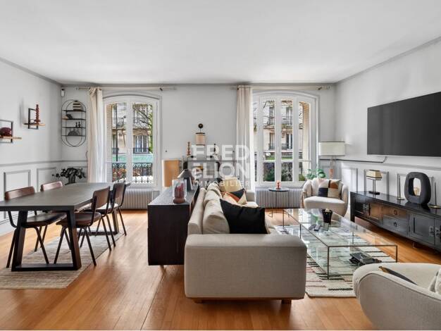 Appartement à vendre 595 000 € 2 pièces 1 chambre 54,5 m² Étage 1/6 Montmartre Paris 18ème arrondissement 75018