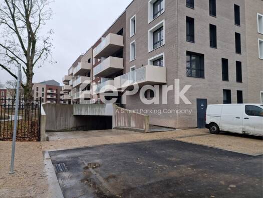 Parking à louer 55 € 10 m² Berckem-Kleber-Saint Charles La Madeleine 59110